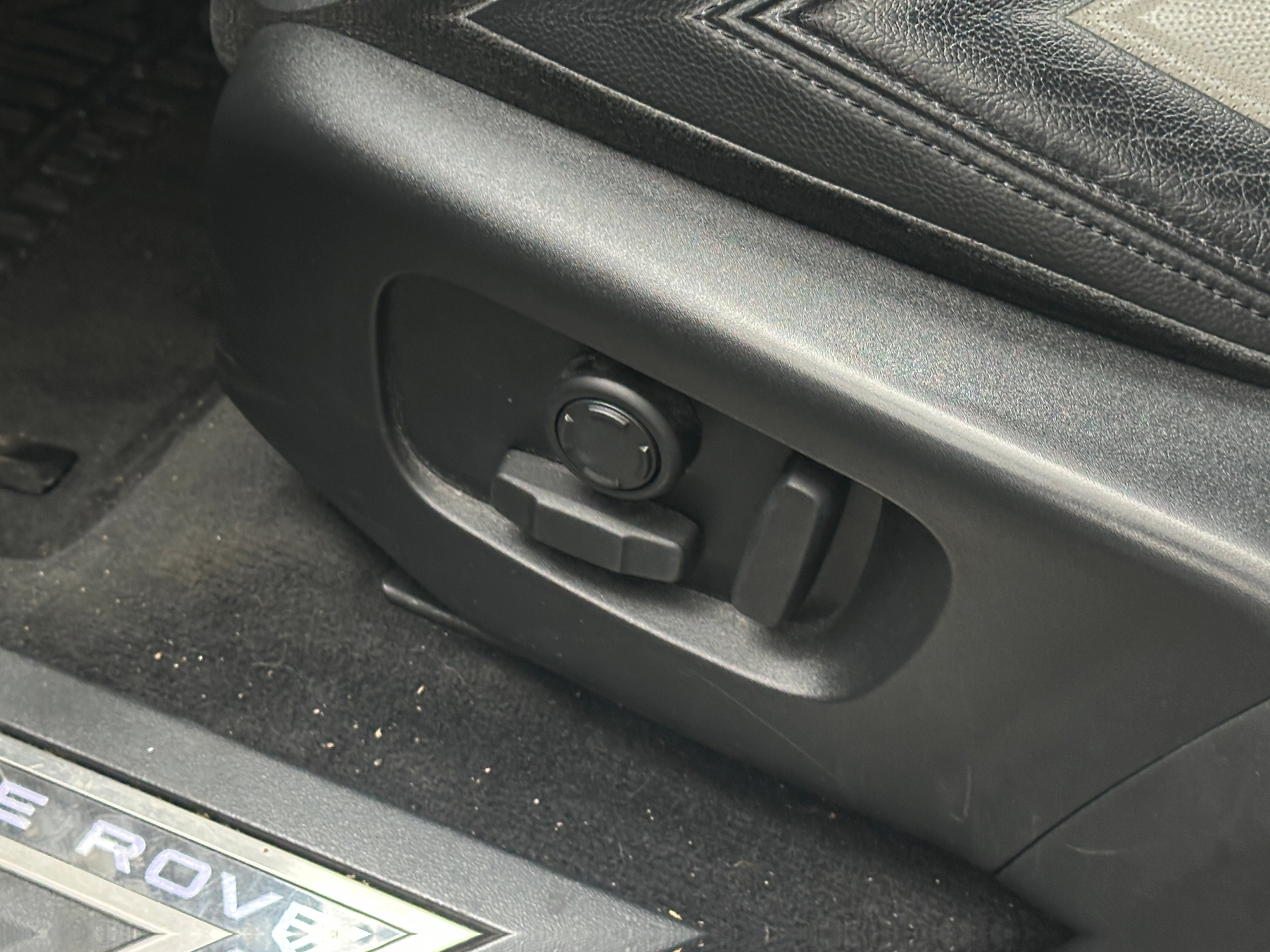 land rover range rover evoque 2020 SALZL2FX3LH003049 image land rover range rover evoque 2020 SALZL2FX3LH003049 image
